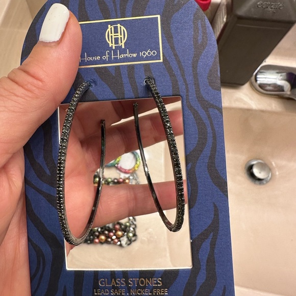 Betsey Johnson house of Harlow bundle all new signed in black 4 items + bonus. - Picture 6 of 7